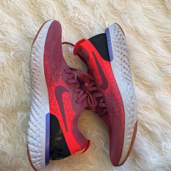 💜💕Nike Epic React Flyknit 2 Size 10💜💕 - Picture 9 of 9
